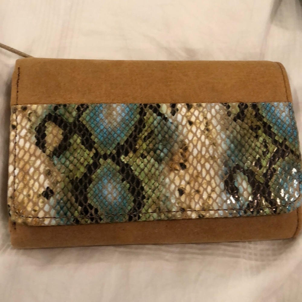HOBO Jill Leather Snap Trifold Wallet NWT